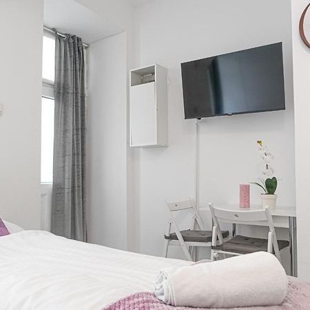 3 Standard Rooms Near Hauptbahnhof ウィーン エクステリア 写真
