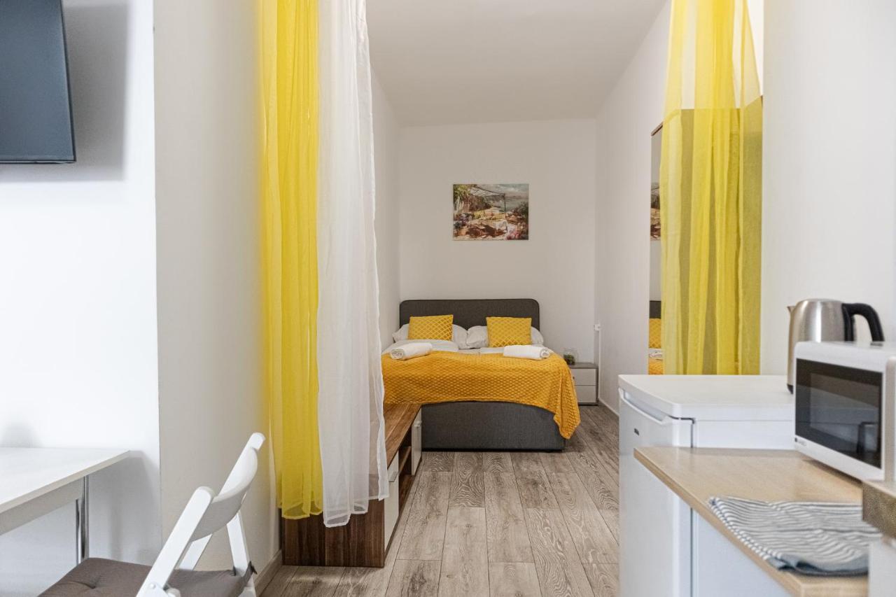 3 Standard Rooms Near Hauptbahnhof ウィーン エクステリア 写真