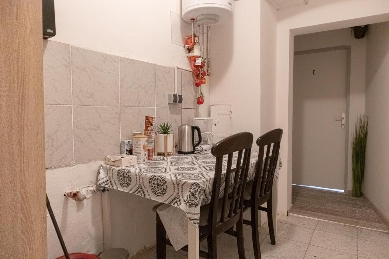 3 Standard Rooms Near Hauptbahnhof ウィーン エクステリア 写真